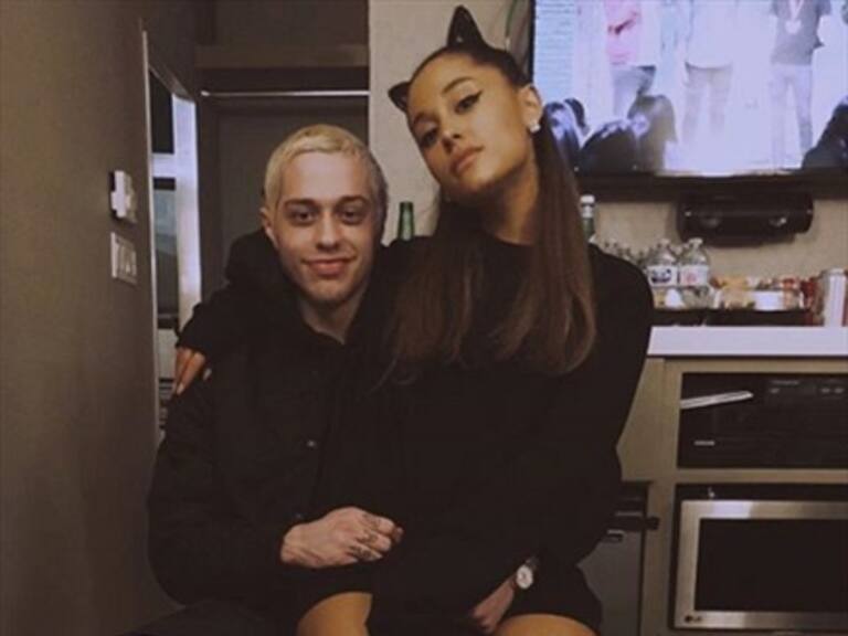 Ariana Grande se refirió a su quiebre amoroso con Pete Davidson