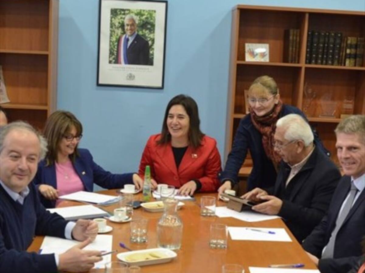 Inician plan de empleo para los 1.200 trabajadores despedidos por cierre de multinacional