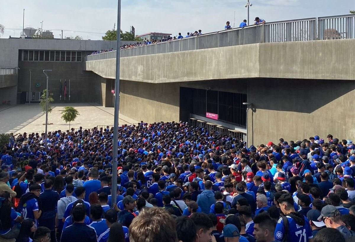 Metro de Santiago anunció extensión de horario en su servicio para el duelo de la U ante Calera | Cedida