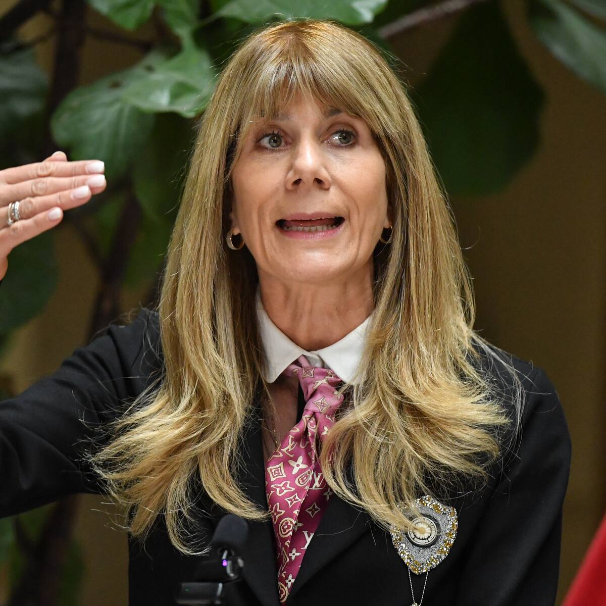Avanza proyecto para estabilizar las tarifas eléctricas: ministra Rincón asegura que está resolviendo un “problema heredado”