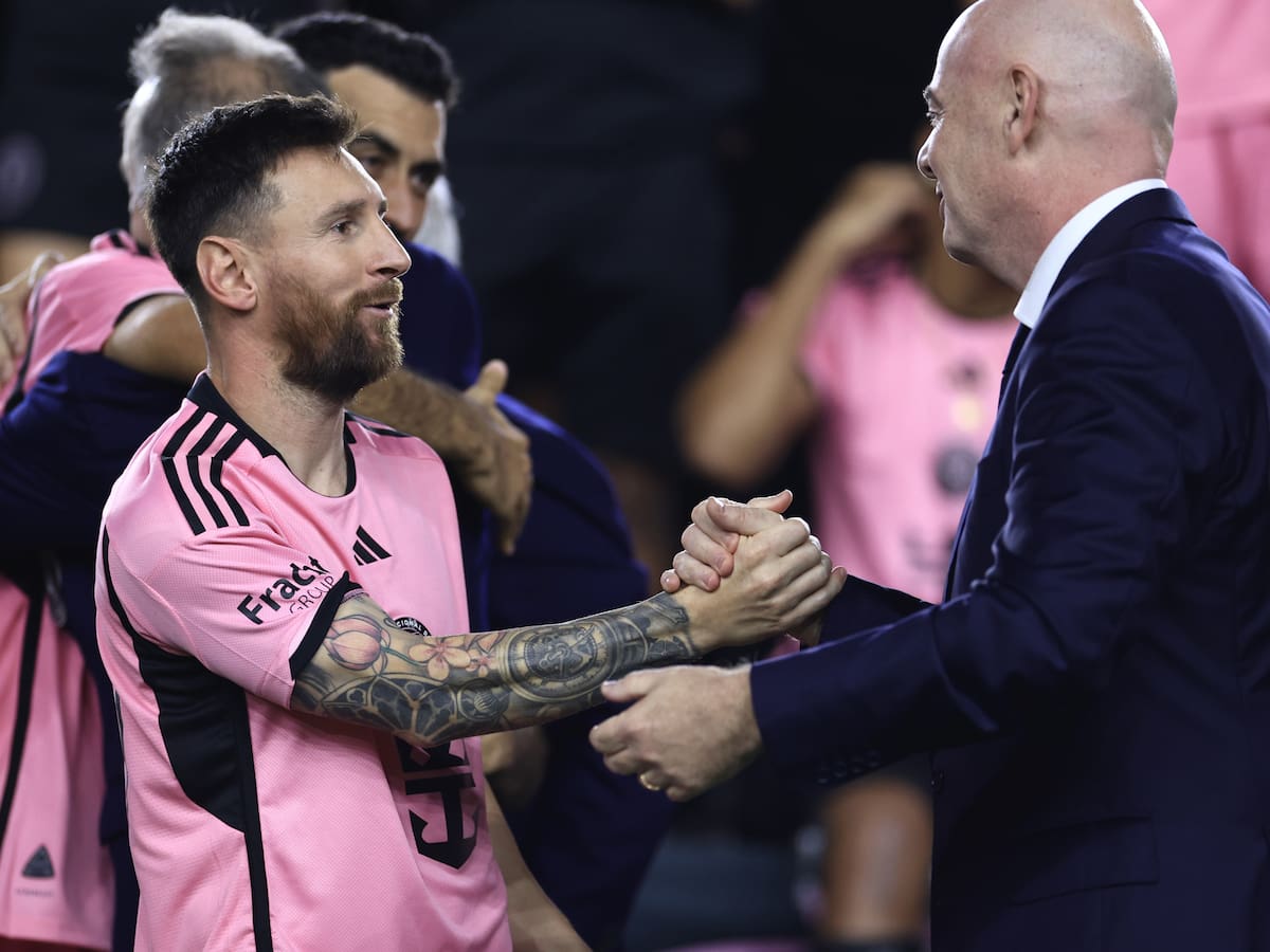 “Rendido a sus pies”: El impactante posteo del presidente de la FIFA que da la vuelta al mundo por Lionel Messi