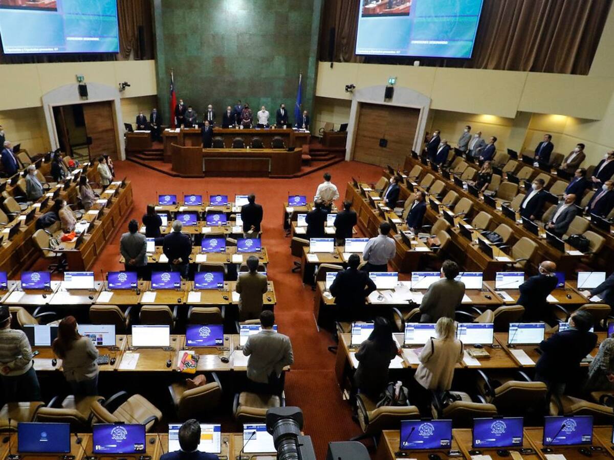 Diputados RN presentaron proyecto para suspender cobro de cuotas en entidades comerciales y bancarias