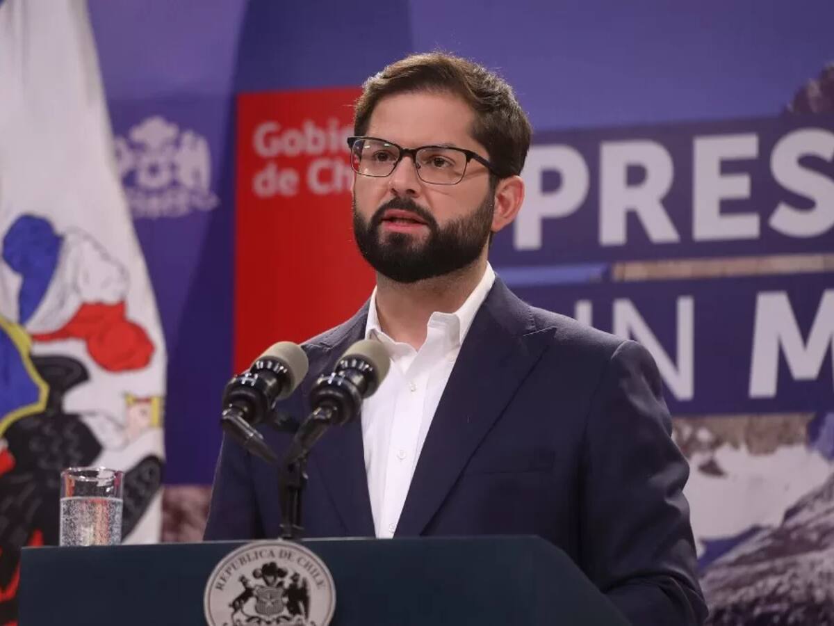 Presidente Boric y liberación de hinchas de la U en Argentina: “Seguiremos defendiendo los derechos de nuestros compatriotas”
