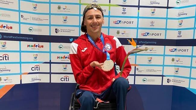 Alberto Abarza logra la tercera medalla en su participación en el Mundial de Para Natación