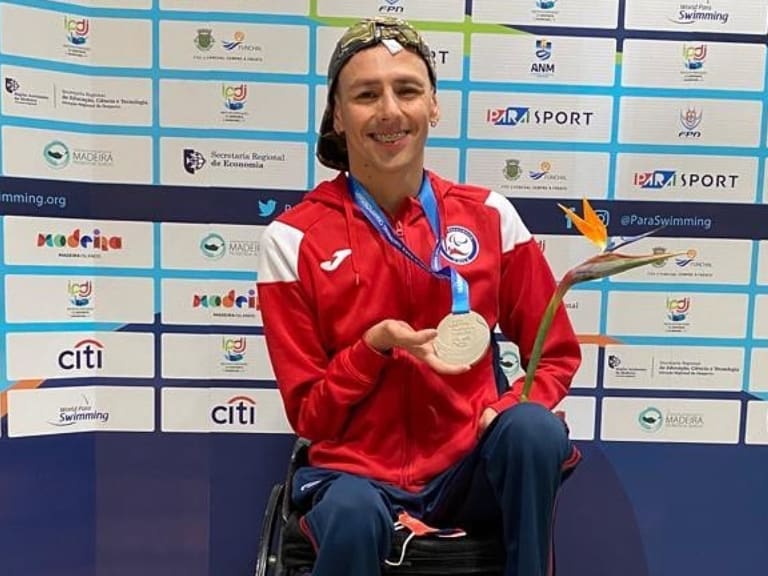 Alberto Abarza logra la tercera medalla en su participación en el Mundial de Para Natación