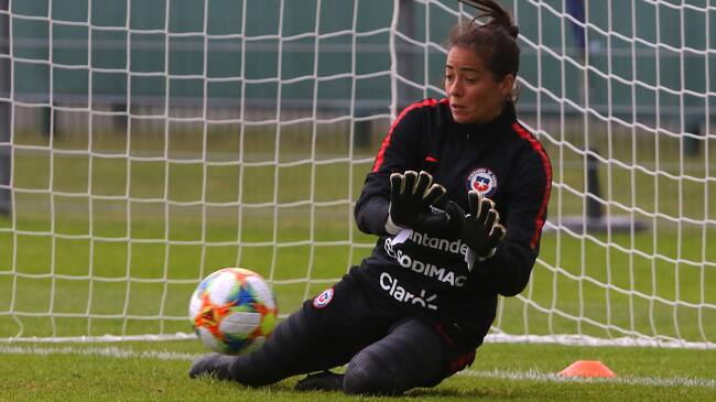 13 de Junio de 2019/ MONTMORENCYRyan Torrero durante el entrenamiento en el Parc des Sports Nelson Mandela, en la ciudad de Montmorency previo al duelo con EEUU por el grupo F del Mundial Femenino Francia 2019
FOTO: MARIO DAVILA/AGENCIAUNO