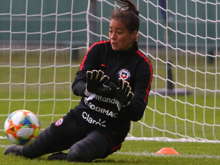 13 de Junio de 2019/ MONTMORENCYRyan Torrero durante el entrenamiento en el Parc des Sports Nelson Mandela, en la ciudad de Montmorency previo al duelo con EEUU por el grupo F del Mundial Femenino Francia 2019
FOTO: MARIO DAVILA/AGENCIAUNO