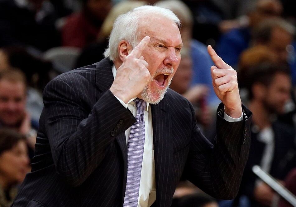 Popovich en un juego de los Spurs