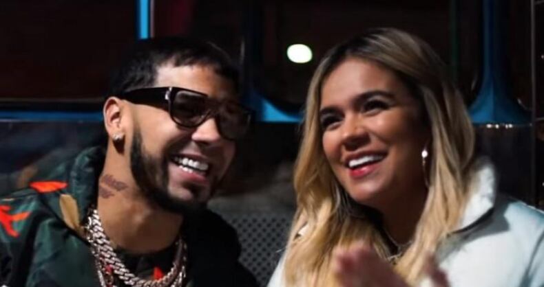 Viralizan incómoda reacción de Karol G al ver a su ex Anuel AA en su concierto