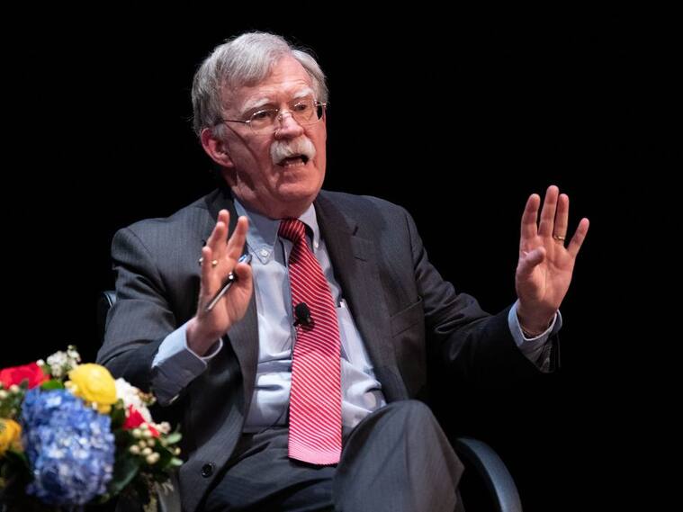 El exasesor de seguridad John Bolton habla en la Universidad de Durham