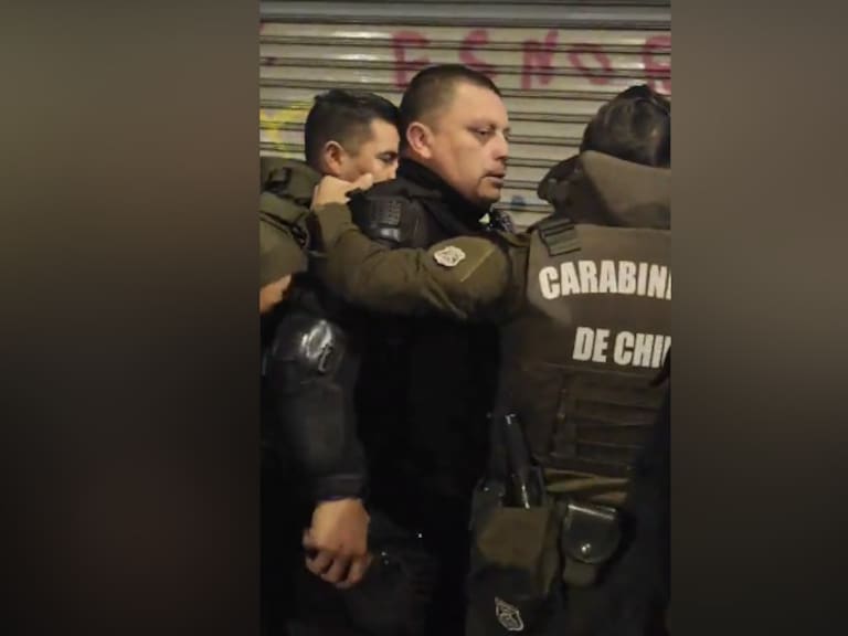 Guardias vs Carabineros