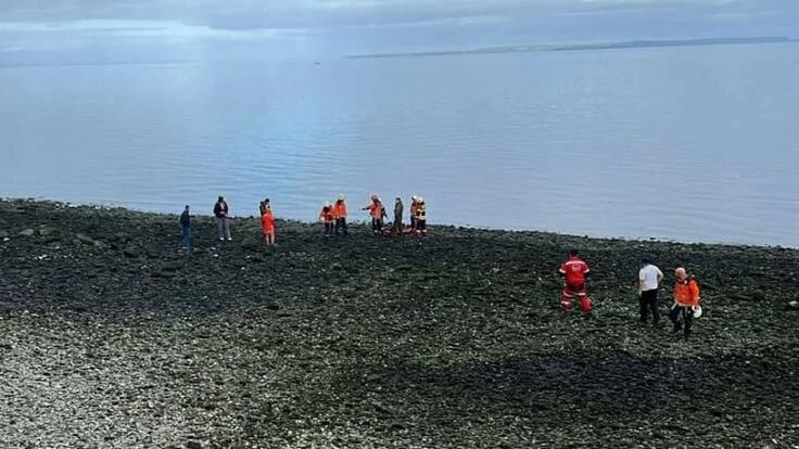 Encuentran cuerpo flotando sin vida en el mar de Puerto Montt: se trataría de un hombre de 53 años en situación de calle