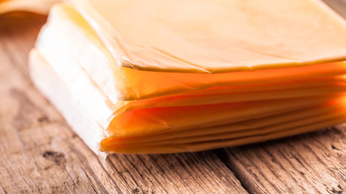Minsal emite alerta alimentaria por Listeria en queso mantecoso laminado: revisa la marca y cómo identificarlo