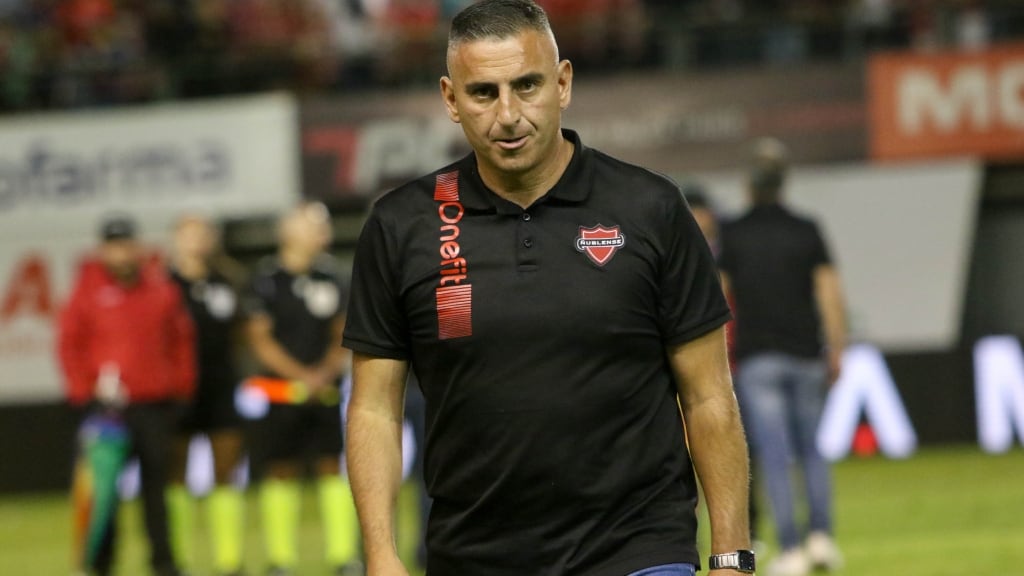 Jaime García no se complica con el duro grupo de Ñublense en Copa Libertadores: "Esto va más allá de con quién juguemos"