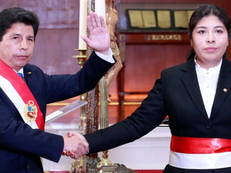 Revelan chat de exprimera ministra del Perú previo a anuncio de Pedro Castillo de disolver el Congreso: «Hoy es un día histórico»