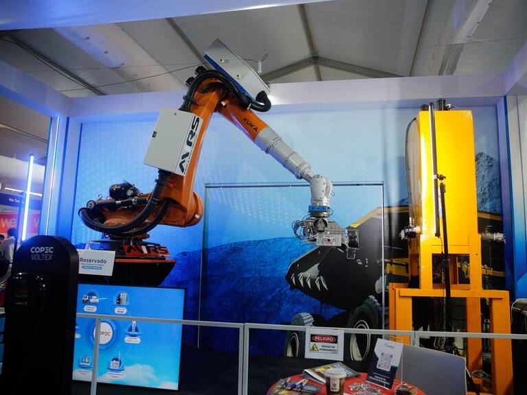 Supera el millón y medio de pesos: ¿Cuál es la carrera técnica mejor pagada en Chile en 2023?