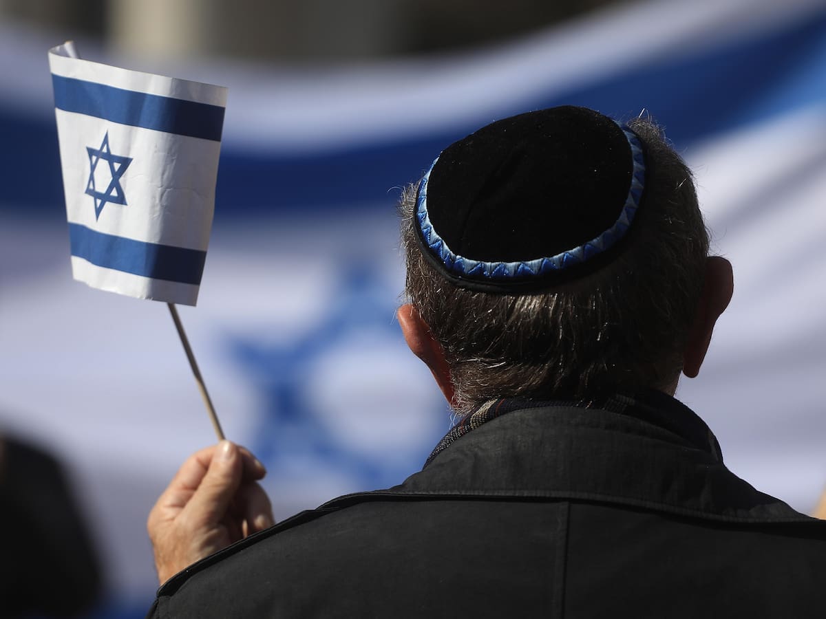 Comunidad Judía denuncia ante Sernac a locales de Pucón por “discriminación e incitación al odio” contra turistas israelíes
