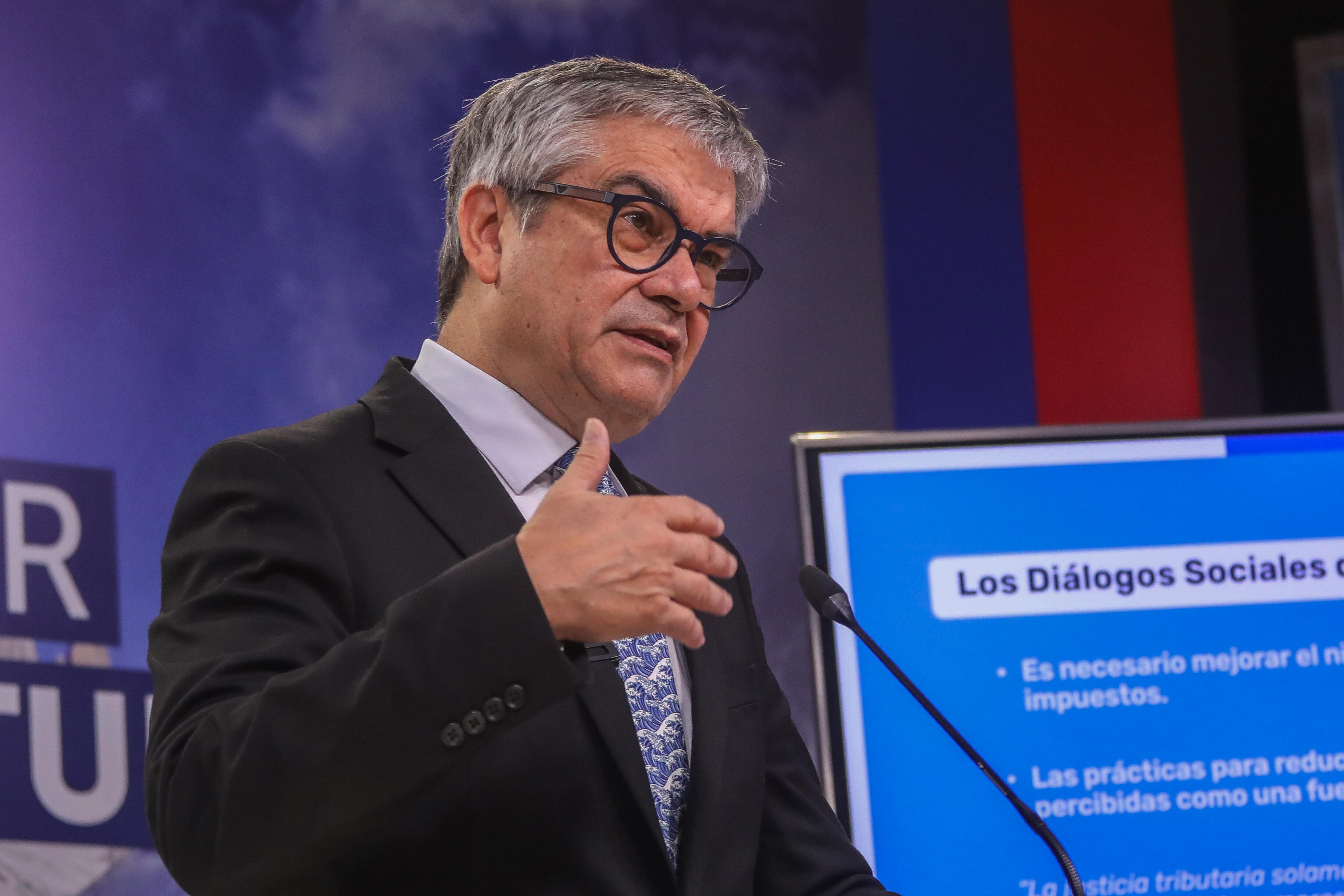 23 de enero 2024/SANTIAGO
El ministro de Hacienda, Mario Marcel, presenta los contenidos del Proyecto de Ley de Cumplimiento de las Obligaciones Tributarias, iniciativa enmarcada en el Pacto por el Crecimiento Económico, el Progreso Social y la Responsabilidad Fiscal.
FOTO: SEBASTIAN BELTRAN GAETE / AGENCIUNO