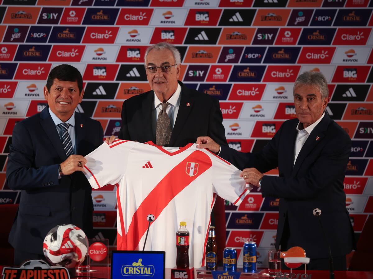 Detienen al presidente de la Federación Peruana de Fútbol por presunto vínculo con organización criminal