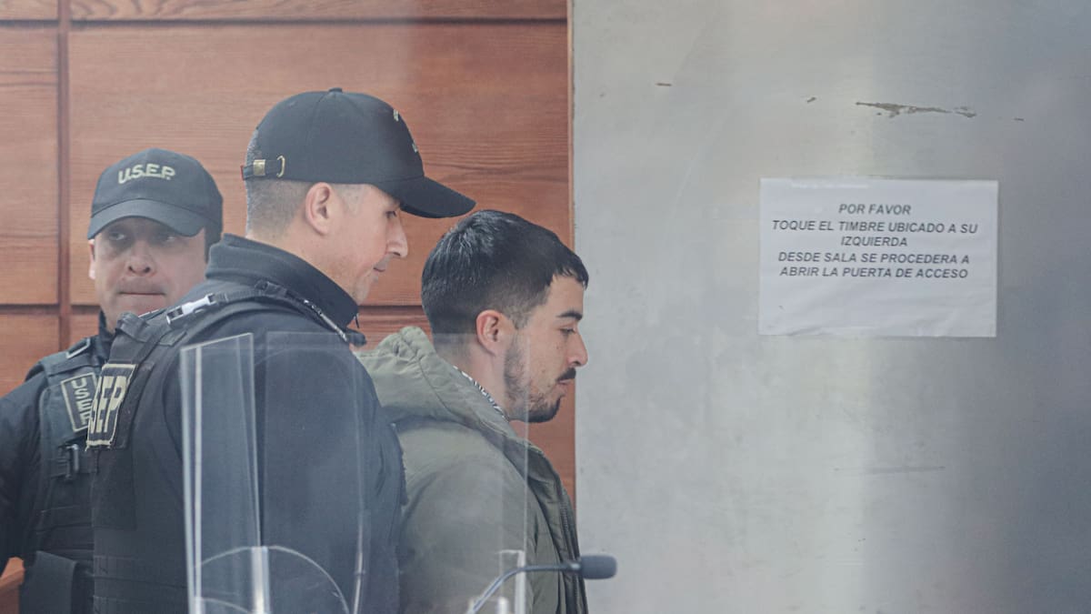 Hombre formalizado por amenazas contra Quiroz y el Presidente Kast: “Fue una sátira política”