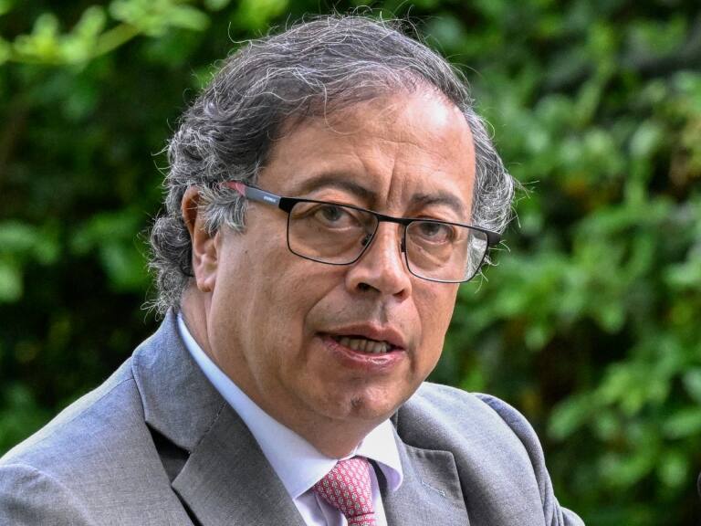 “Las chuzadas”: la nueva polémica que enfrenta el gobierno de Petro en Colombia