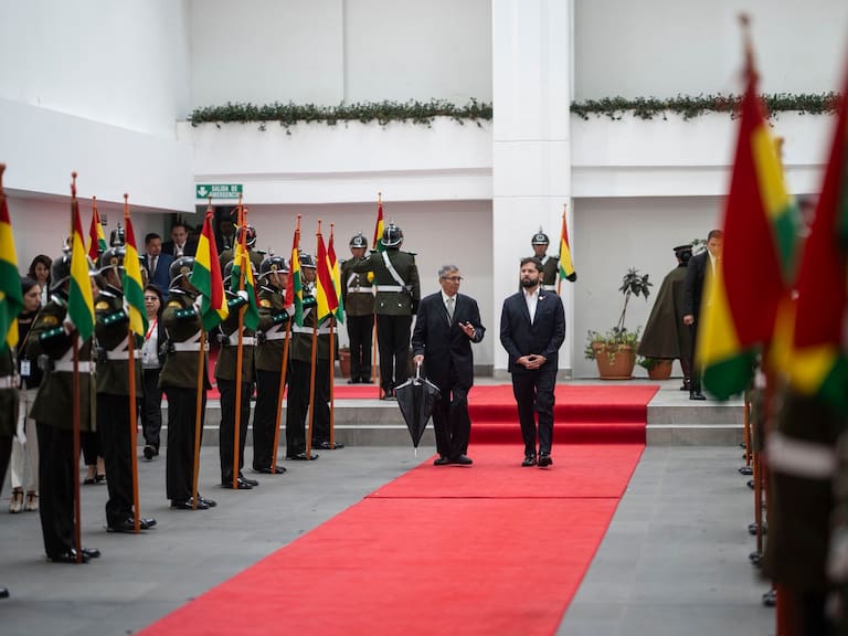 Presidente Boric tras participar en el cambio de mando en Bolivia: “Espero que las relaciones entre nuestros países se sigan fortaleciendo”