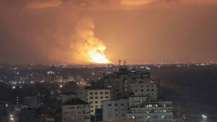 Israel mata a diez civiles palestinos, entre ellos cuatro niños, durante bombardeos en Gaza.