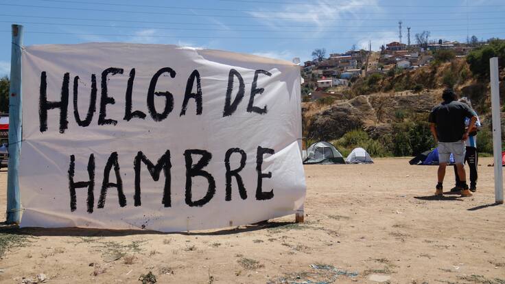 Cumplieron advertencia de coserse la boca: huelguistas del megaincendio en Viña del Mar radicalizan protesta