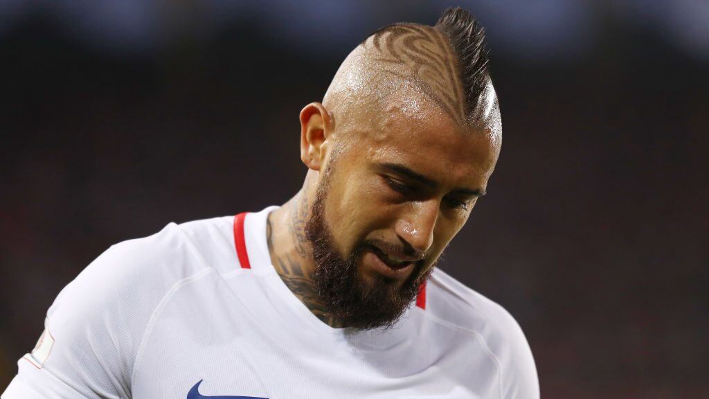 MOSCOW, RUSSIA - JUNE 18: Arturo Vidal of Chile looks dejected during the FIFA Confederations Cup Russia 2017 Group B match between Cameroon and Chile at Spartak Stadium on June 18, 2017 in Moscow, Russia. (Photo by Buda Mendes/Getty Images)