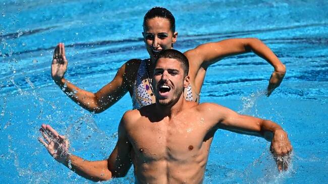 Histórico: por primera vez autorizan participación de hombres en la natación artística de los Juegos Olímpicos