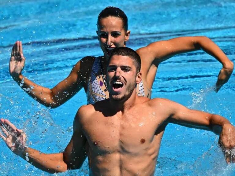 Histórico: por primera vez autorizan participación de hombres en la natación artística de los Juegos Olímpicos