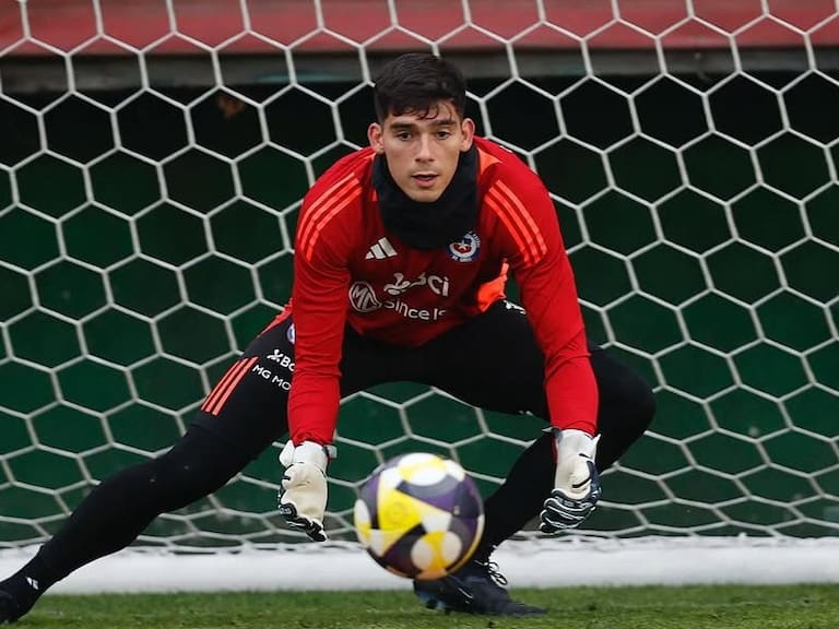 Instagram @_vicentereyes