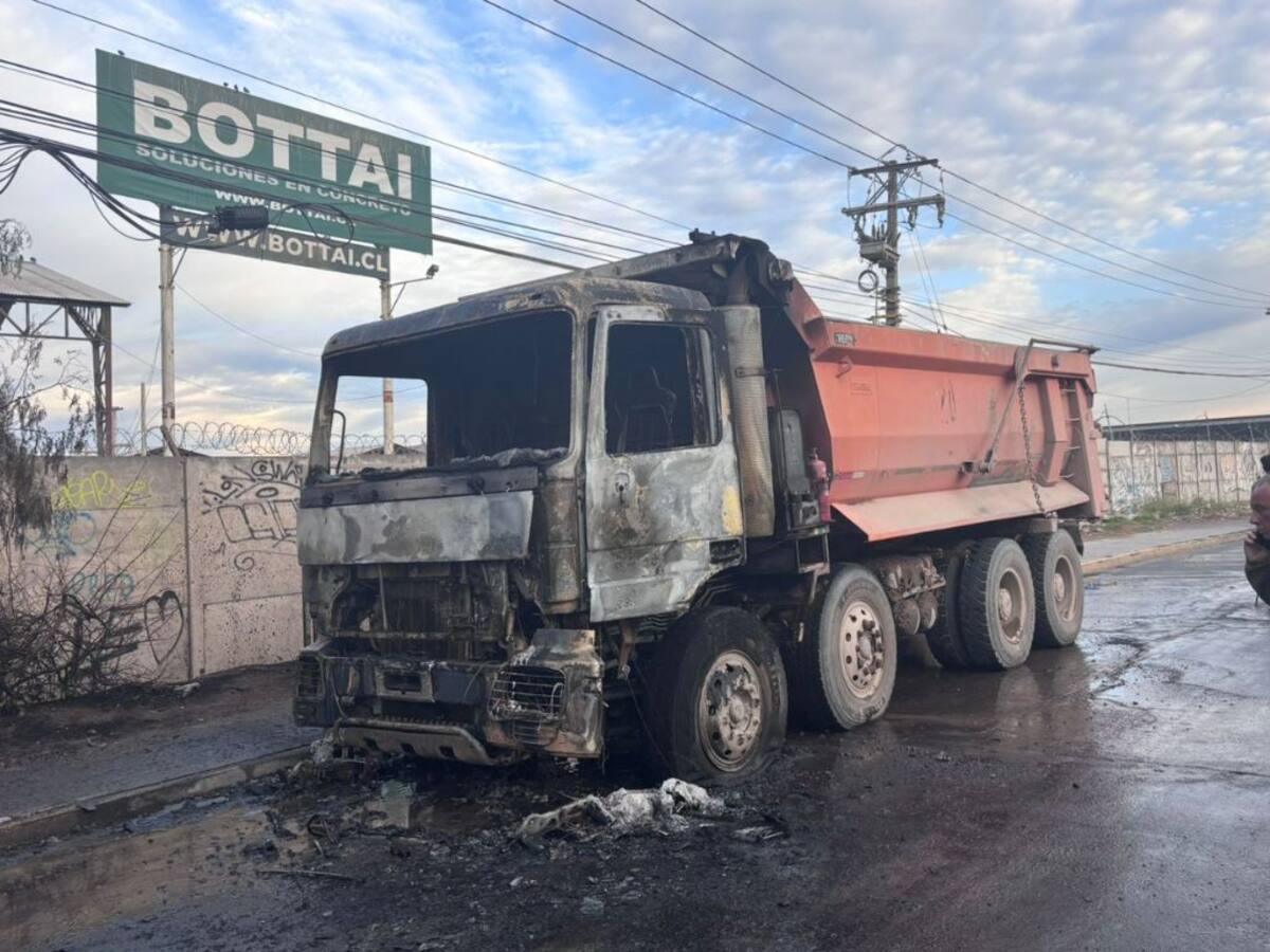 Camión se incendia y explota en General Velásquez: tránsito se encuentra suspendido