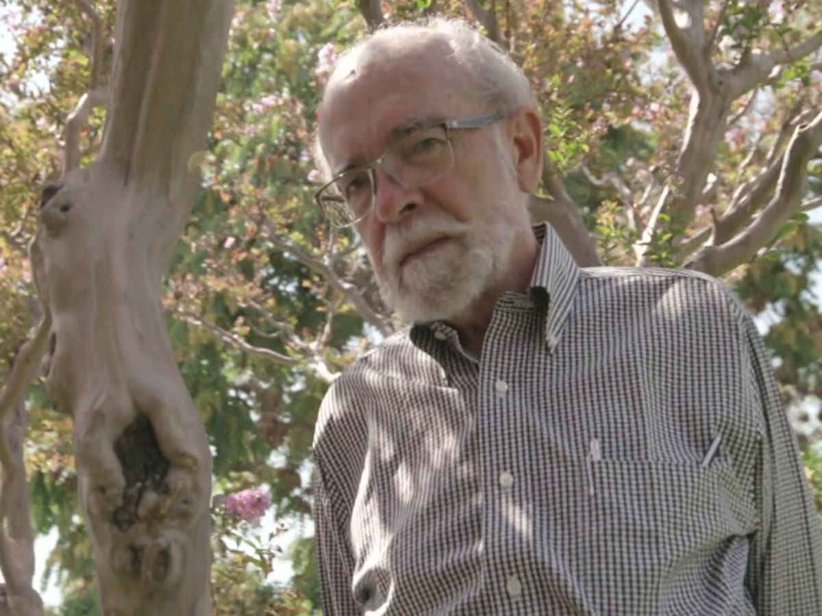 «Nadie tiene el derecho a tratarme de abuelito»: José Maza protagonizó spot sobre discriminación a adultos mayores