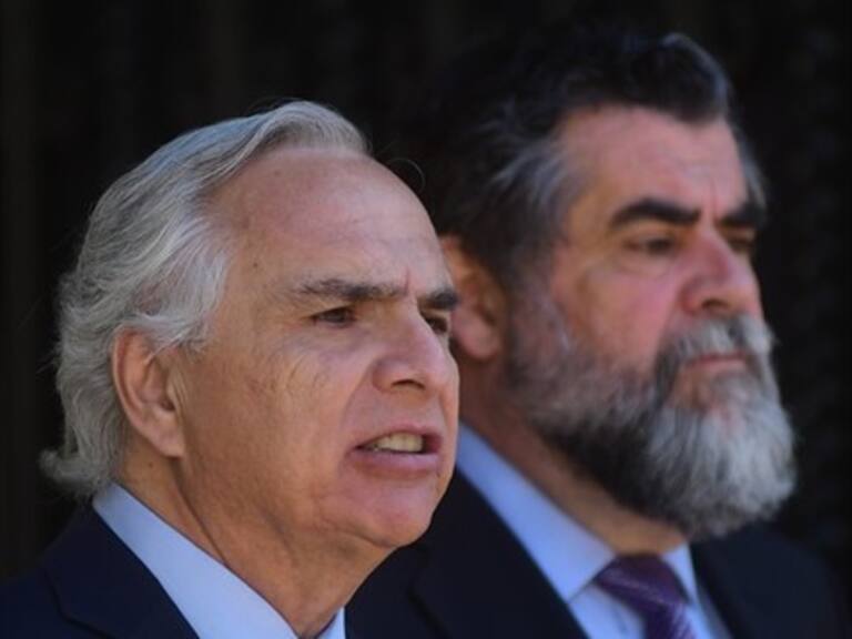 La oposición confirmó la interpelación al ministro Andrés Chadwick