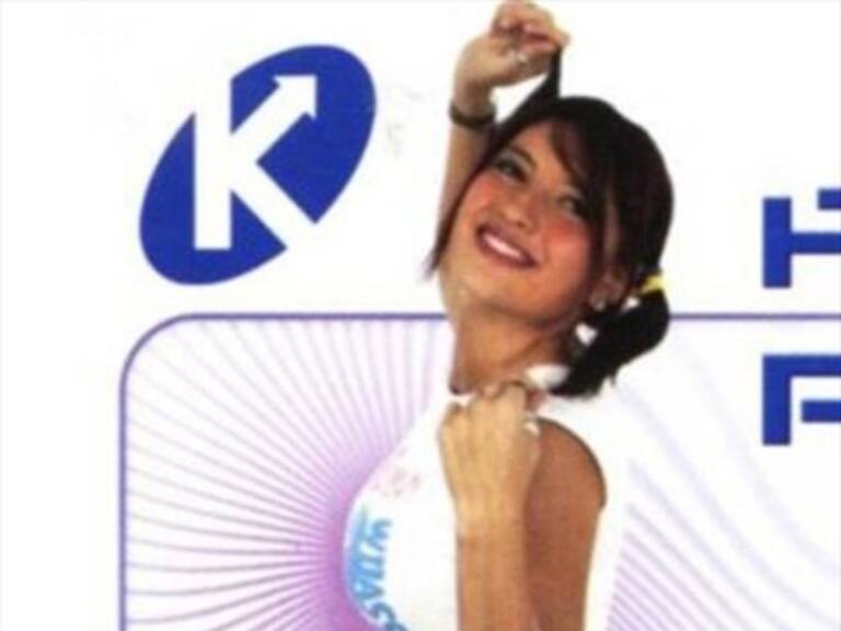 Viralizan gran error ortográfico en el primer disco de Karen Paola