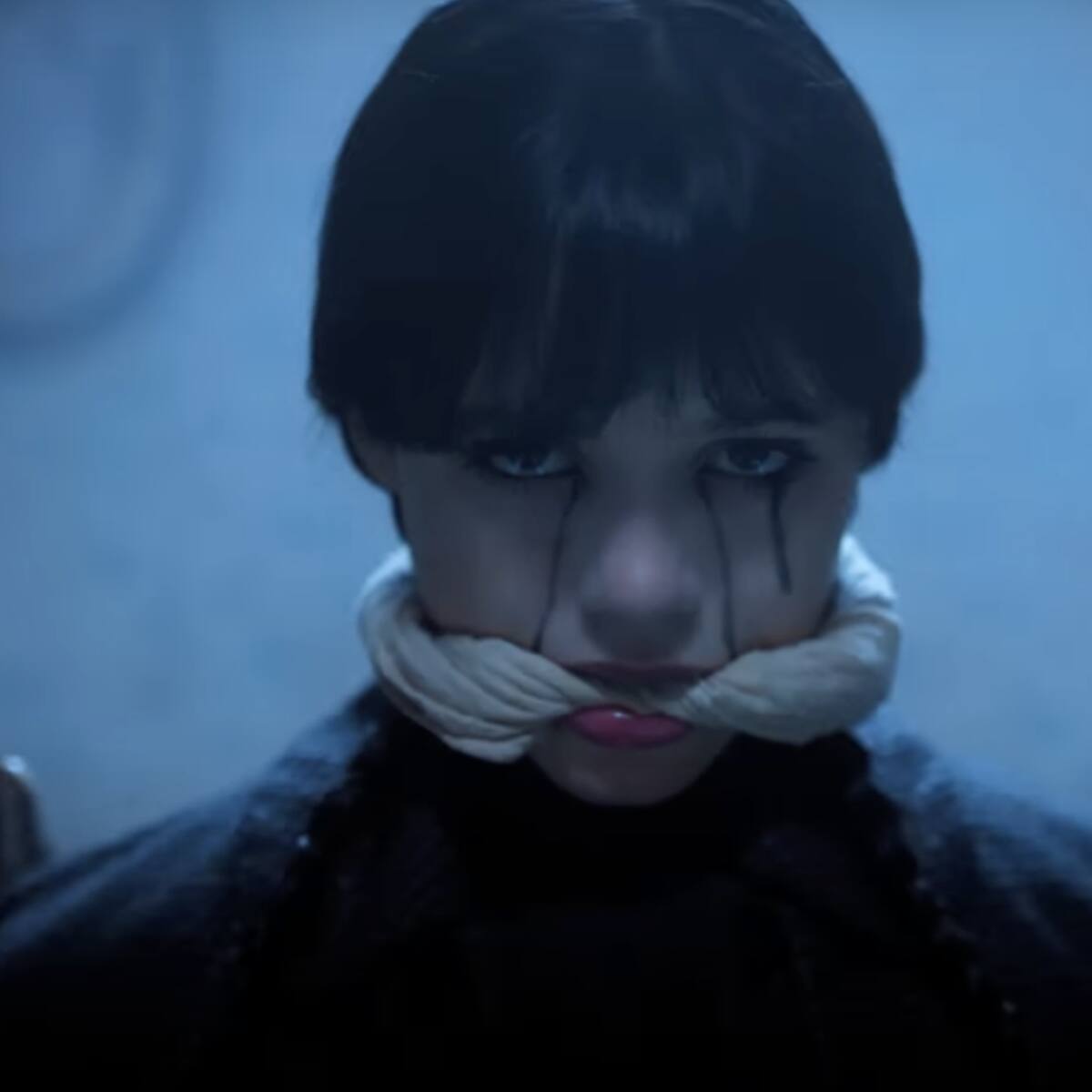 Mira el nuevo tráiler oficial de la segunda temporada de “Merlina”: las retorcidas y oscuras historias están de vuelta