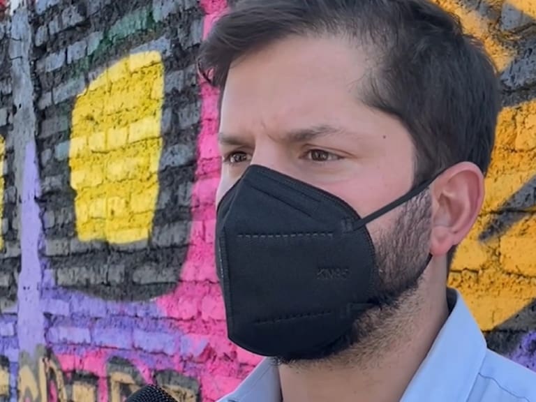 «Que no se ponga nervioso»: Boric le respondió a Sichel por polémica sobre financiamientos de campaña