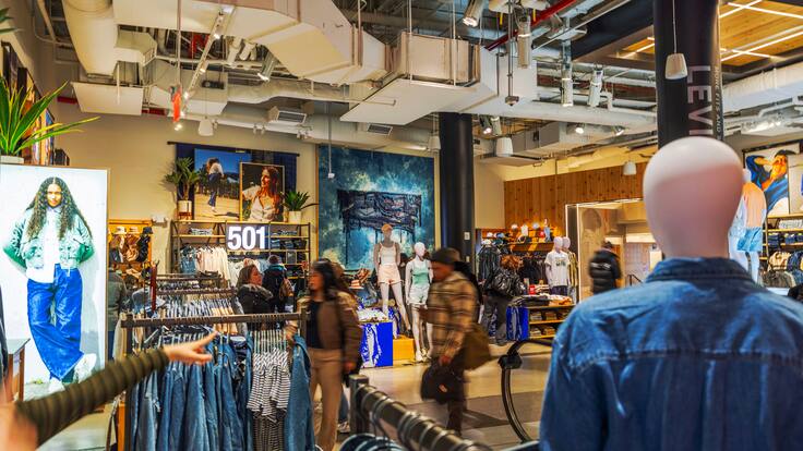 Histórica marca de ropa estadounidense abre su tienda más grande en Chile: ¿Dónde está ubicada?