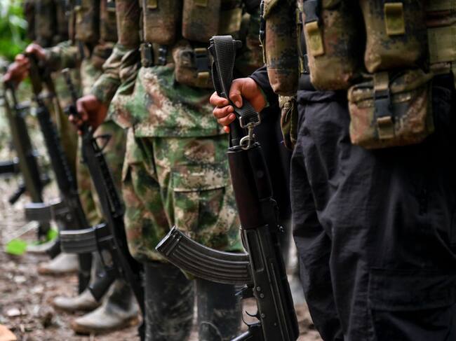 Guerrilleros en medio de la selva en la zona del Chocó