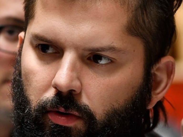 Juventudes Comunistas: «Boric parece estar convencido de que a Trump le interesa la democracia»
