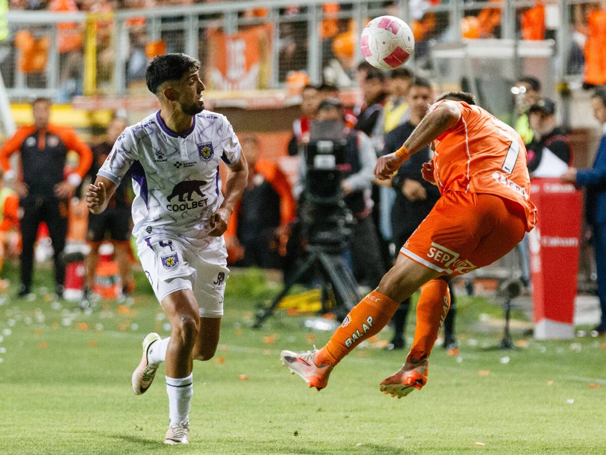 “Nos ganaron, no sé si con un gol legítimo... Pido perdón a la gente porque nos vinieron a quitar un ascenso y es triste”