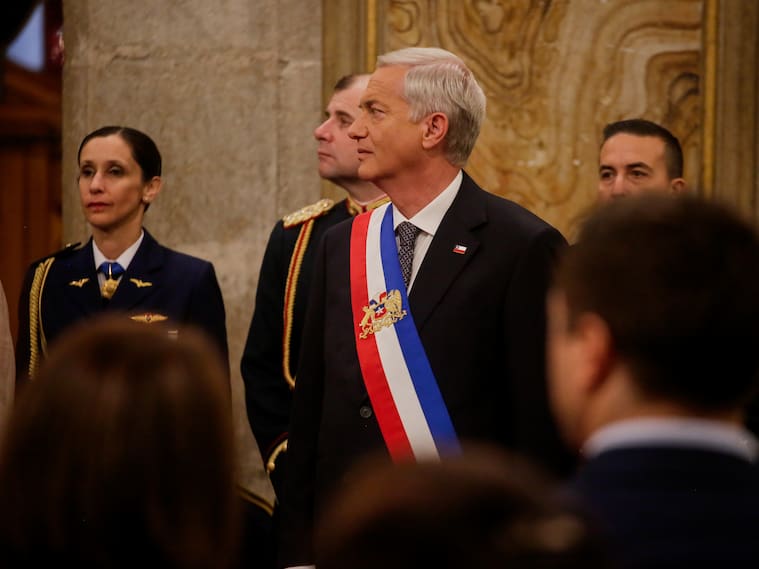 18 de septiembre de 2026/SANTIAGO
El Presidente de la República, José Antonio Kast, ingresa a la Catedral Metropolitana para participar el Te Deum Ecuménico en homenaje a las fiestas patrias.
FOTO: HANS SCOTT/AGENCIAUNO
