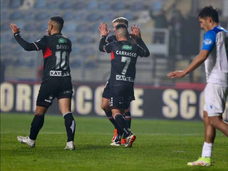 Palestino protagoniza gran remontada ante Audax Italiano en Rancagua y se mete en puestos de Copa Sudamericana