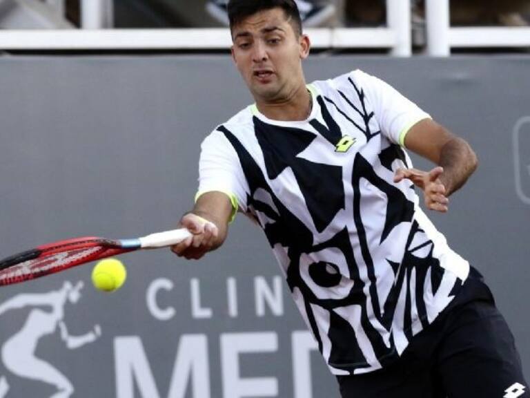 Tomás Barrios pasó por encima de su compatriota Diego Fernández en los octavos de final del Challenger de Santiago 3