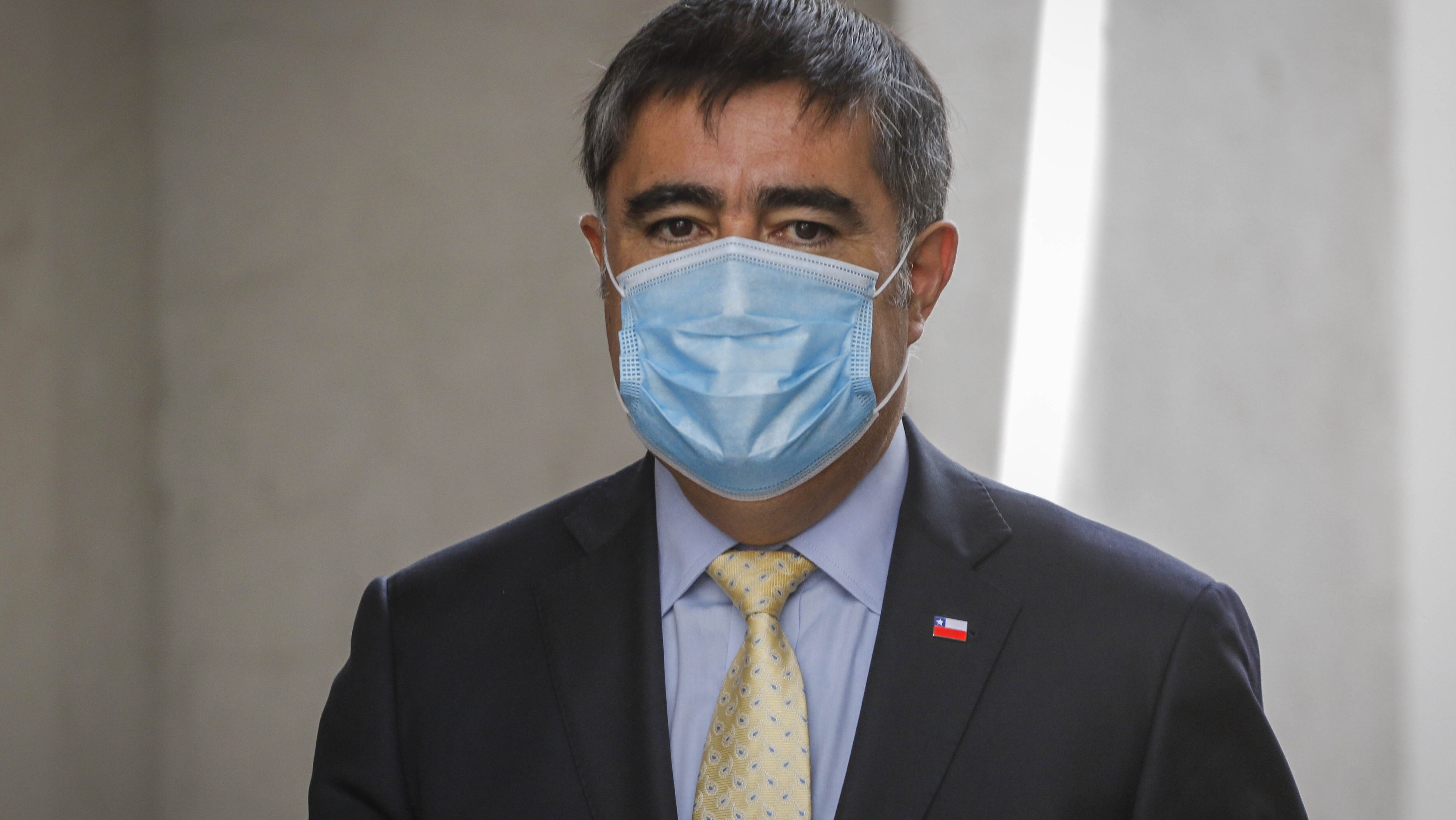 Mario Desbordes, ministro de Defensa