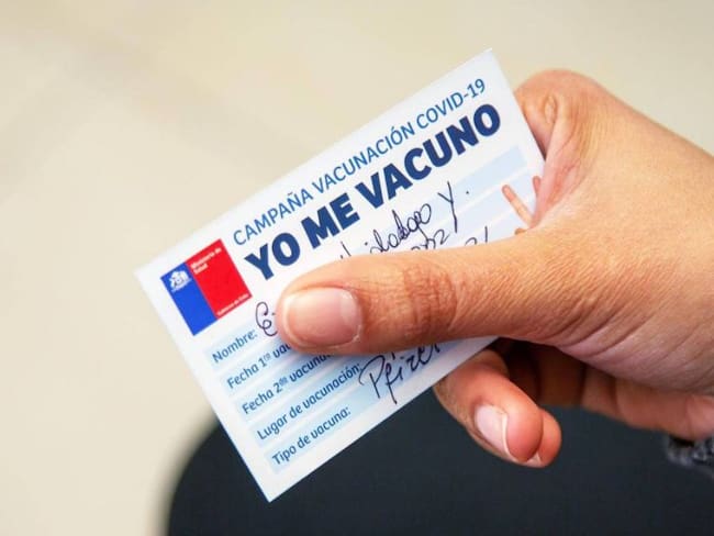 Subsecretario de Salud y el covid en Chile: «Tenemos como objetivo vacunar al 80% de la población de riesgo»