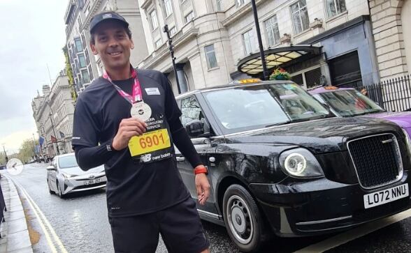 Gustavo Huerta completó el maratón de Londres