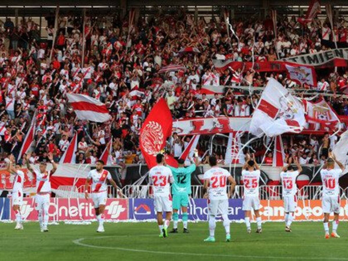 Curicó Unido se trasladaría a Concepción para enfrentar a Cerro Porteño en Copa Libertadores