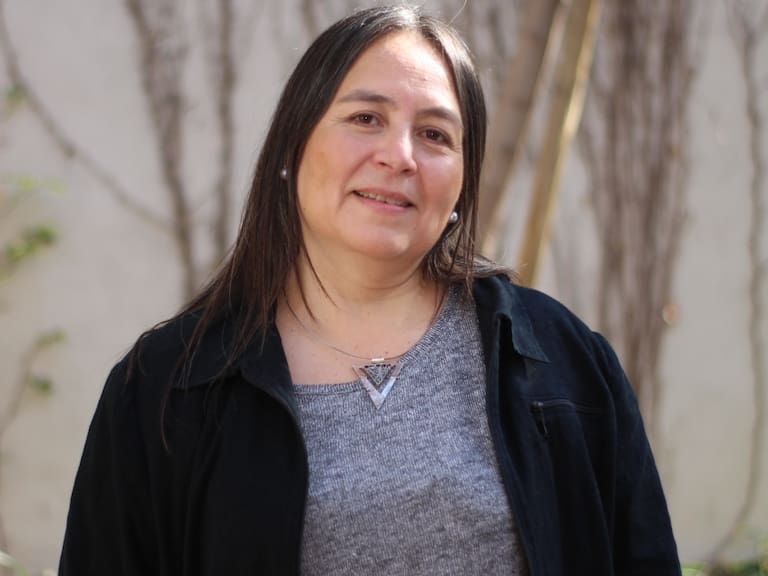 Palabra de Profe: Alejandra Meza, la docente de robótica que busca hacer frente al sesgo de género en la tecnología